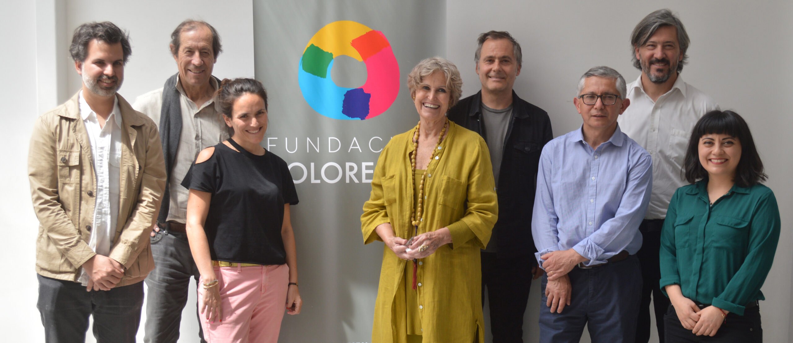 jurado-delibera-sobre-obras-del-concurso-colorearte-2019